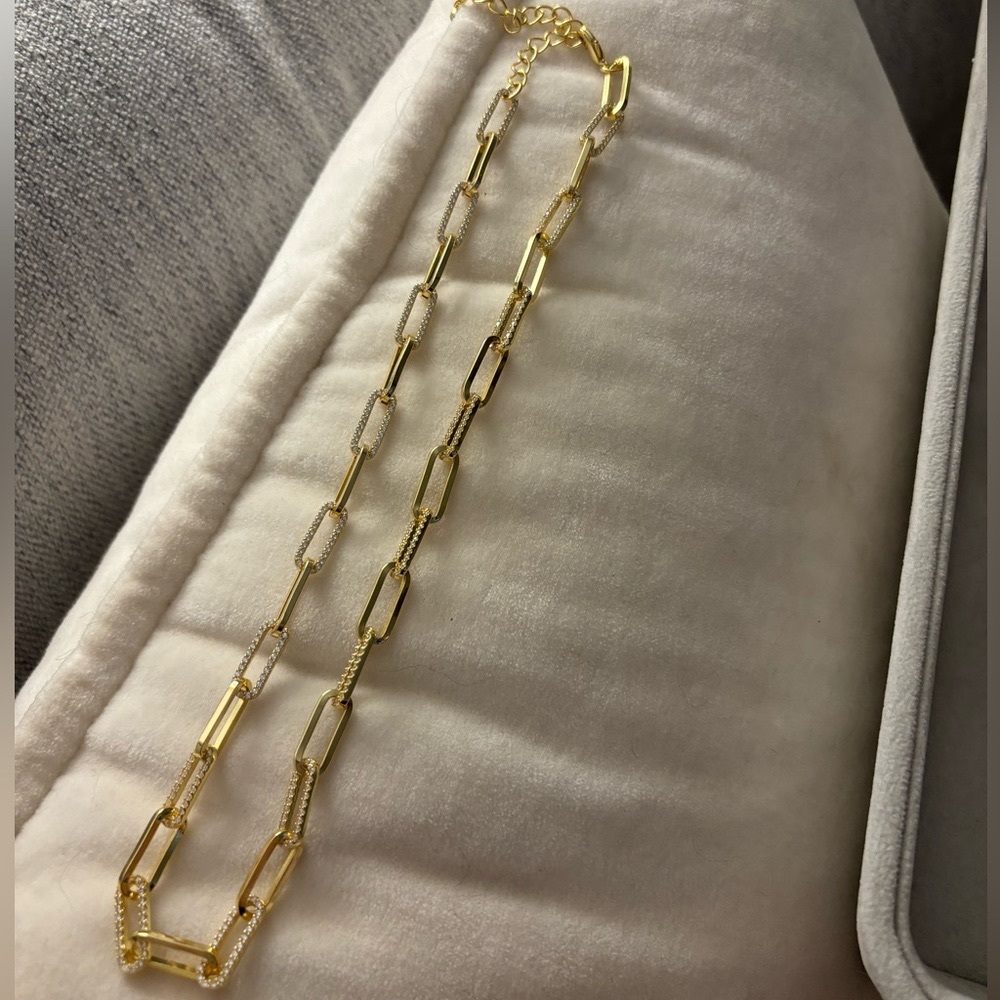 Uncommon James Flashing Lights Chain Necklace